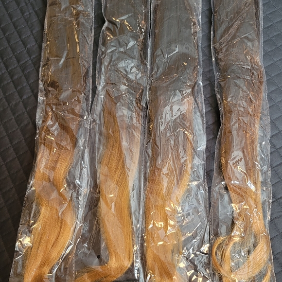 Braid Extensions Bundle. - Picture 8 of 12